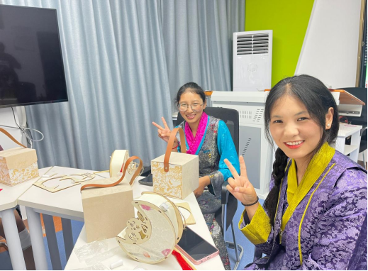 说明: https://www.hbpu.edu.cn/__local/4/69/02/CC29C2493CF9624F8361FE18FD5_761D2AA2_C2092.png